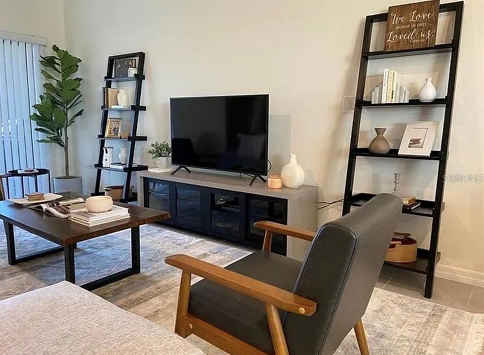 En Renta: $2,200 (3 camas, 2 baños, 1568 Pies cuadrados)