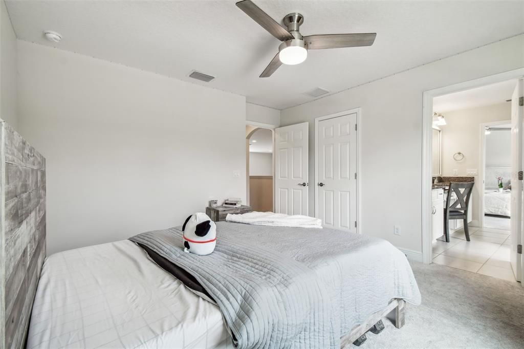 待售: $975,000 (5 贝兹, 4 浴室, 3547 平方英尺)