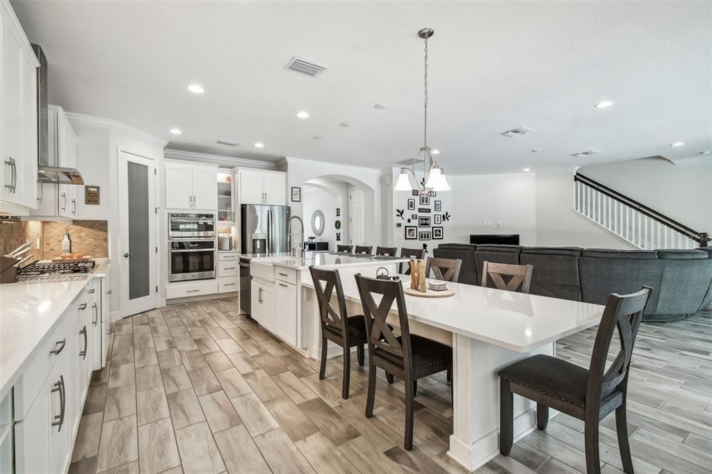 待售: $975,000 (5 贝兹, 4 浴室, 3547 平方英尺)