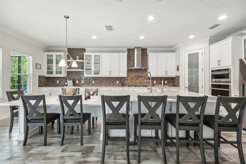 待售: $975,000 (5 贝兹, 4 浴室, 3547 平方英尺)