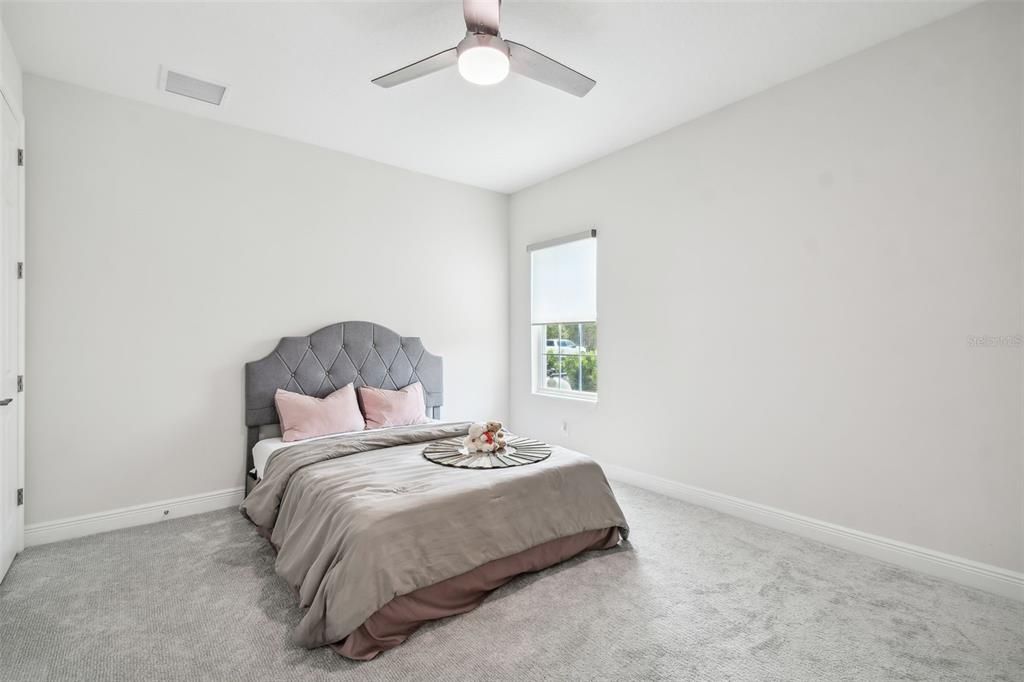 待售: $975,000 (5 贝兹, 4 浴室, 3547 平方英尺)