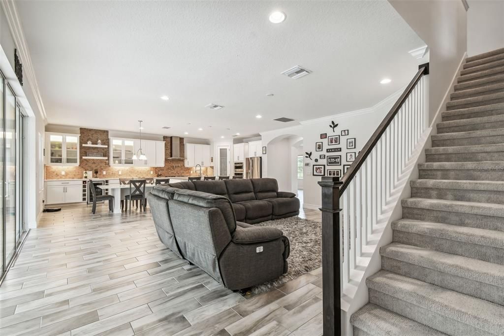 待售: $975,000 (5 贝兹, 4 浴室, 3547 平方英尺)