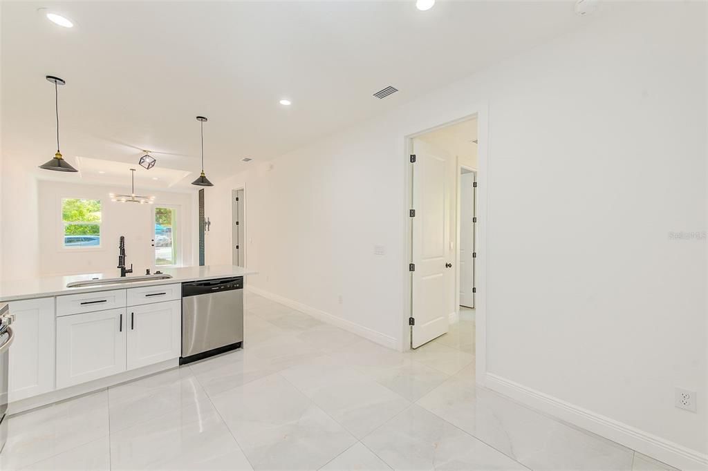 For Sale: $395,000 (3 beds, 2 baths, 1435 Square Feet)