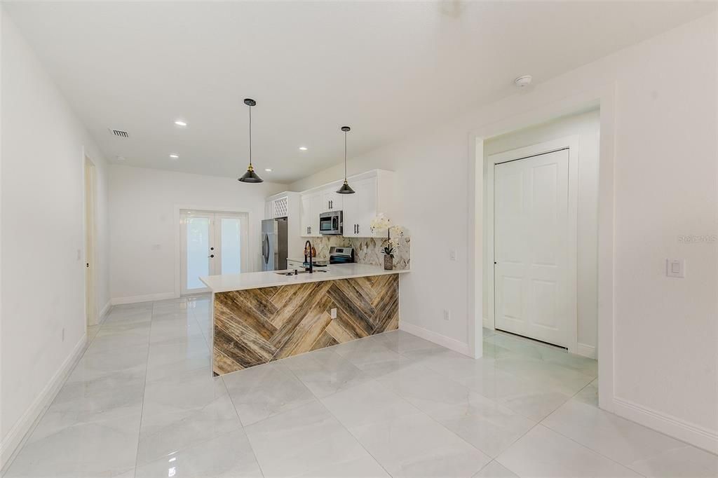 For Sale: $395,000 (3 beds, 2 baths, 1435 Square Feet)