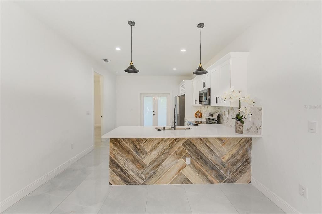 For Sale: $395,000 (3 beds, 2 baths, 1435 Square Feet)