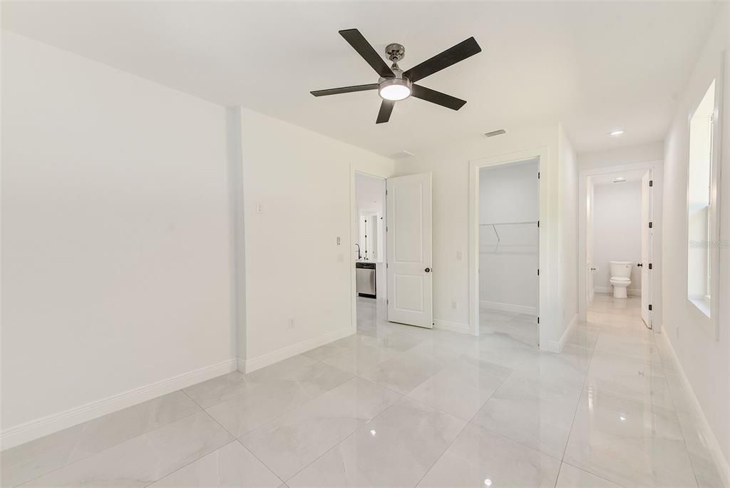 For Sale: $395,000 (3 beds, 2 baths, 1435 Square Feet)