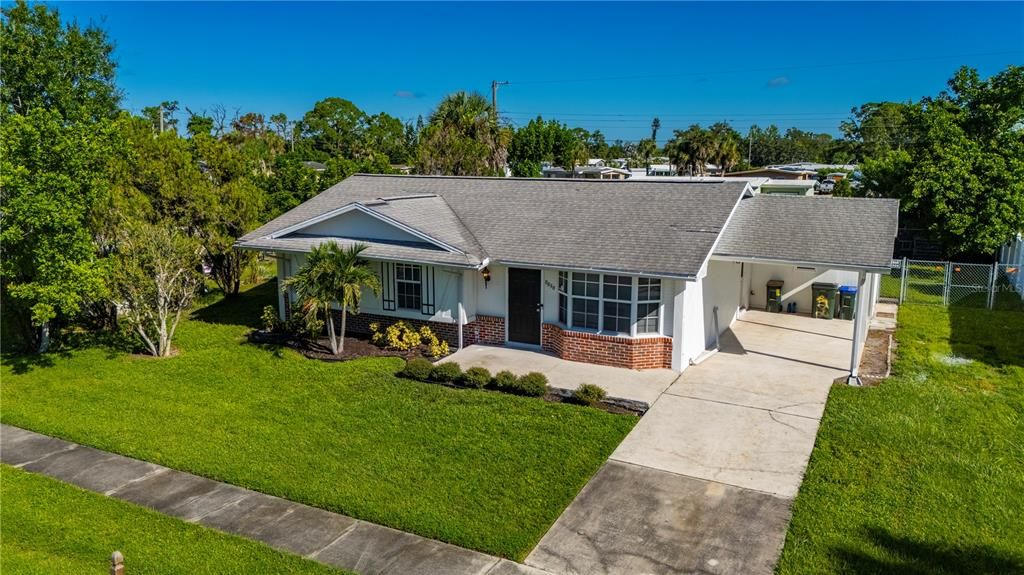 待售: $245,000 (3 贝兹, 2 浴室, 1026 平方英尺)