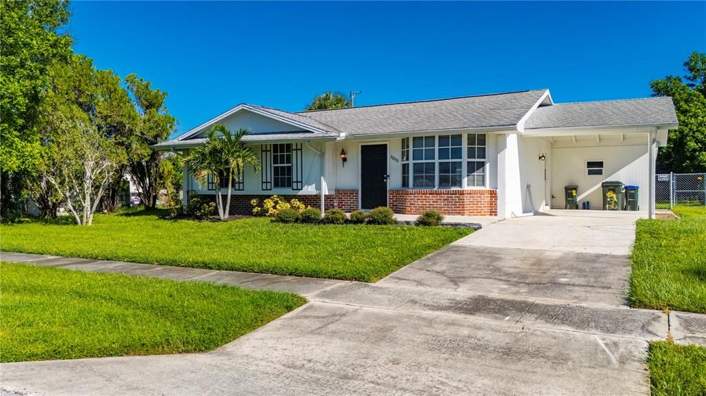 待售: $245,000 (3 贝兹, 2 浴室, 1026 平方英尺)