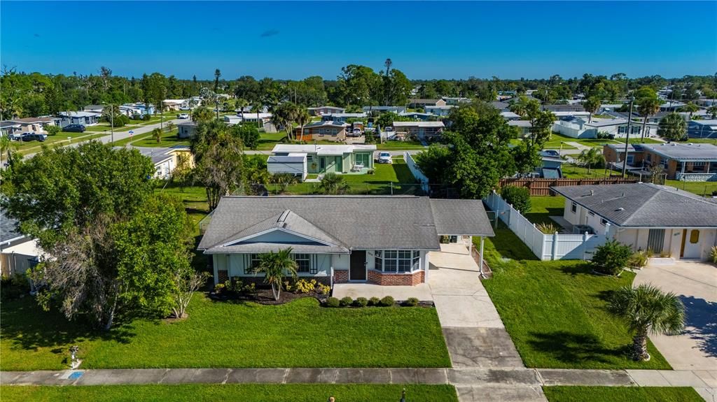 待售: $245,000 (3 贝兹, 2 浴室, 1026 平方英尺)