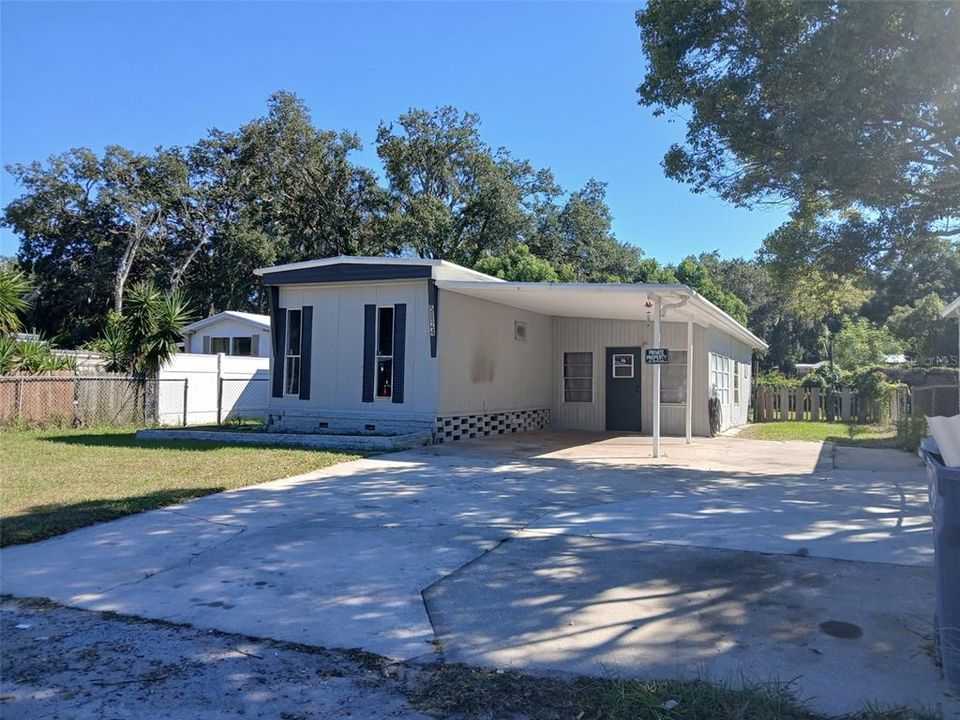 Recently Sold: $125,000 (3 beds, 2 baths, 816 Square Feet)