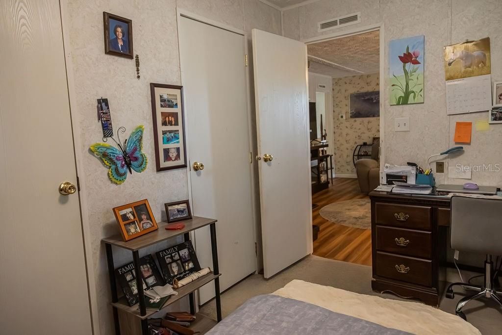 En Venta: $239,900 (3 camas, 2 baños, 1056 Pies cuadrados)