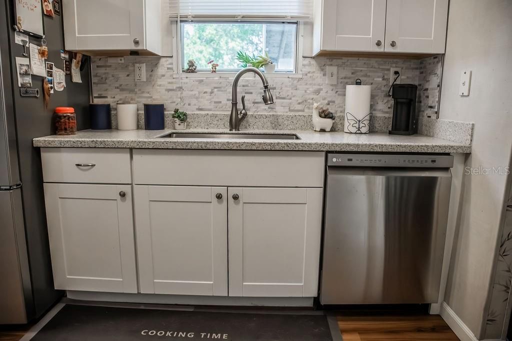 En Venta: $239,900 (3 camas, 2 baños, 1056 Pies cuadrados)