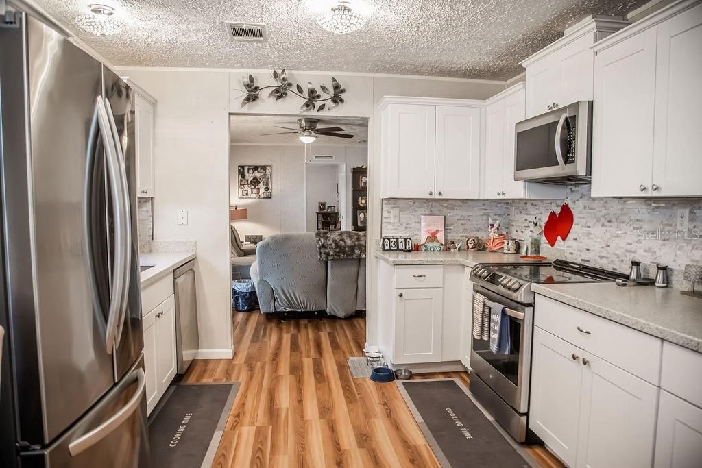 En Venta: $239,900 (3 camas, 2 baños, 1056 Pies cuadrados)