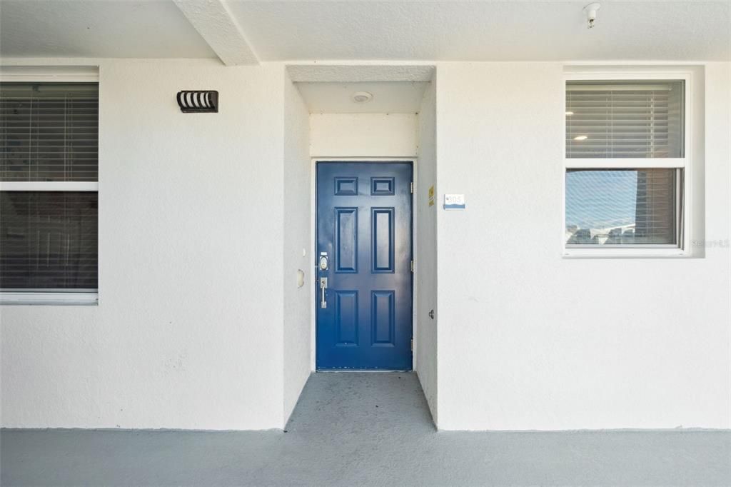 For Sale: $340,000 (2 beds, 2 baths, 1194 Square Feet)