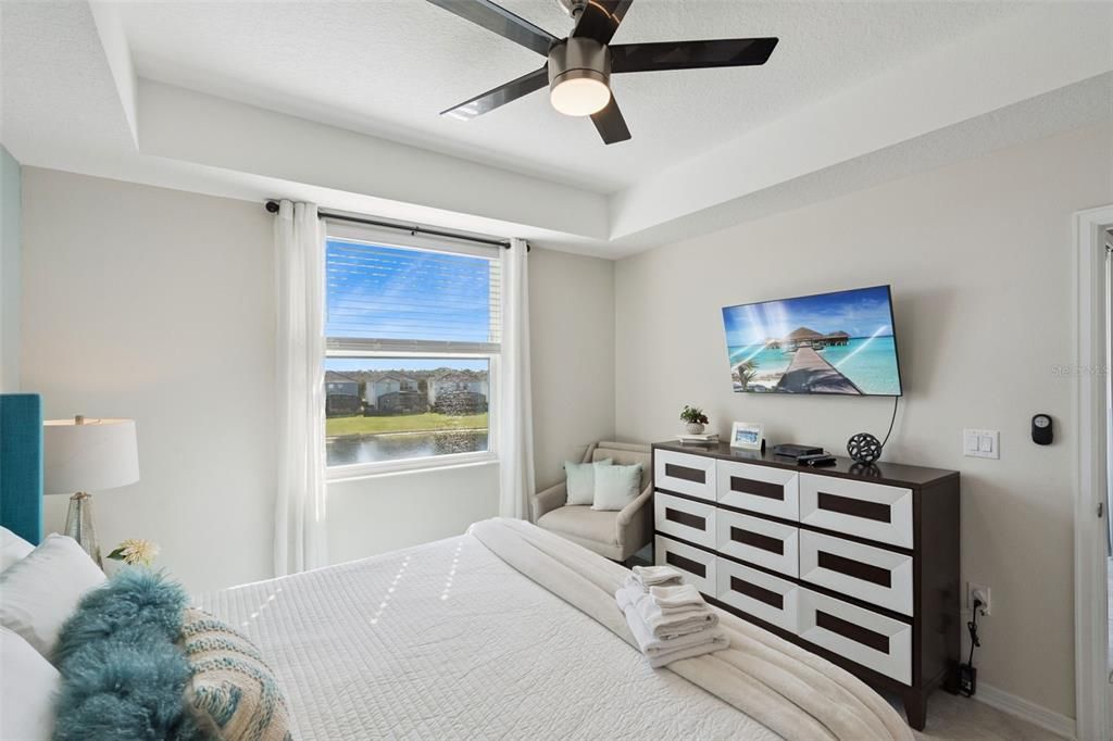 For Sale: $340,000 (2 beds, 2 baths, 1194 Square Feet)