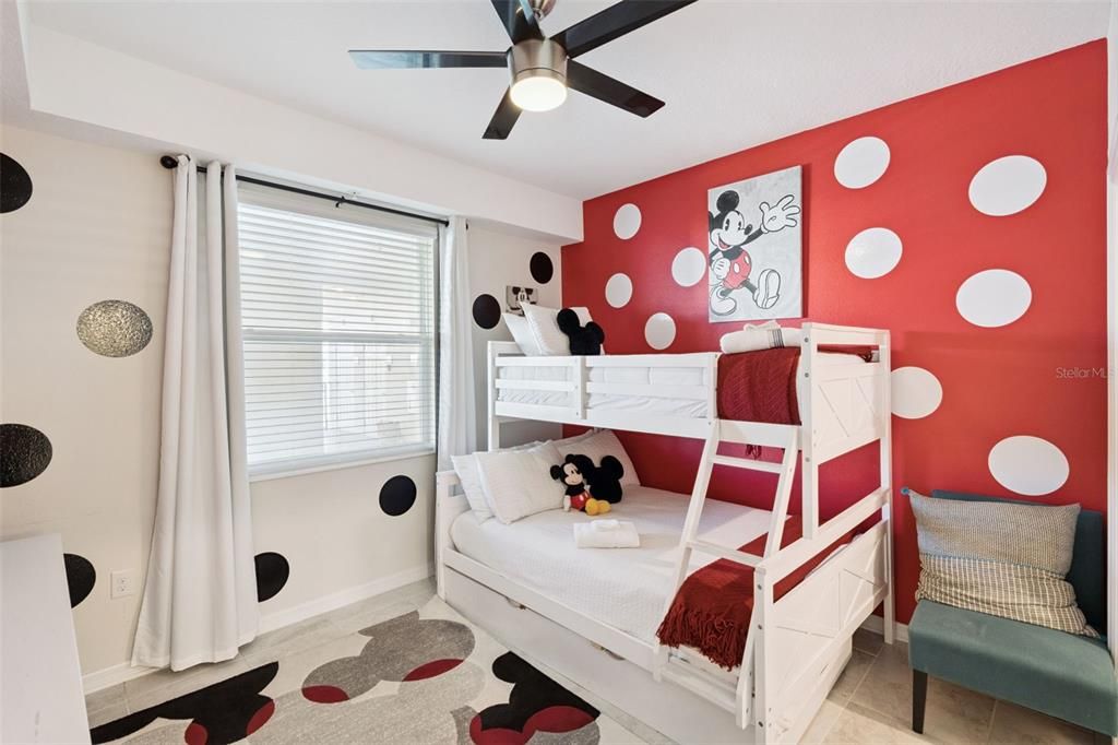 For Sale: $340,000 (2 beds, 2 baths, 1194 Square Feet)