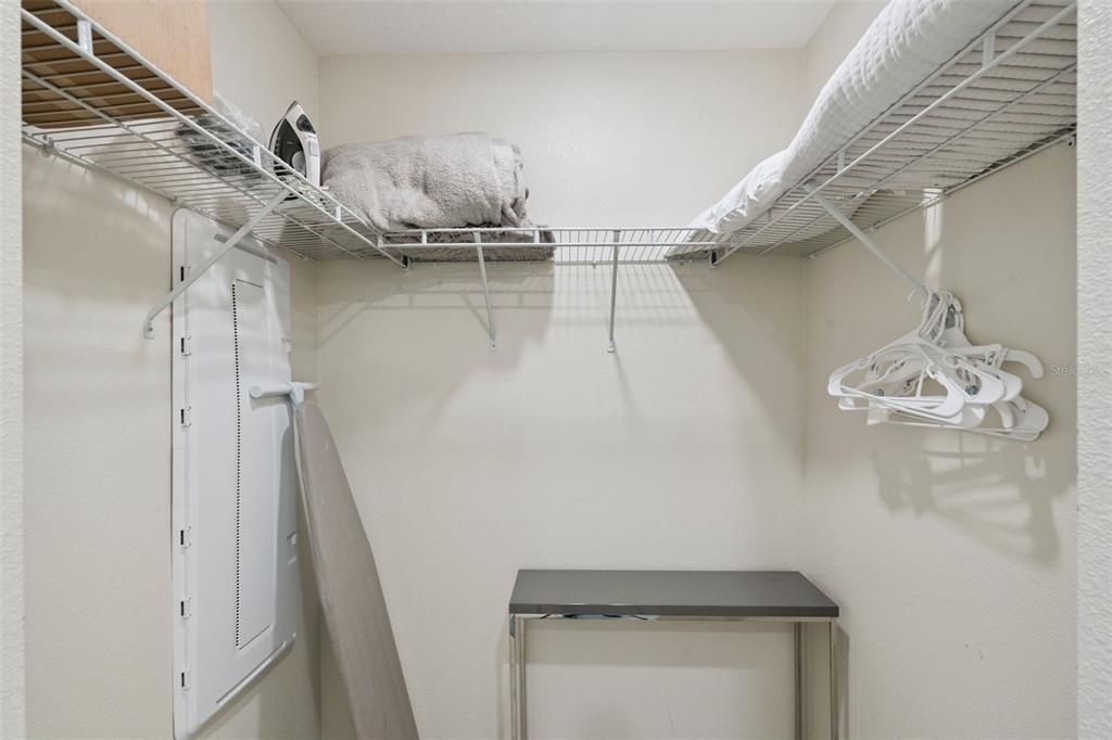 For Sale: $340,000 (2 beds, 2 baths, 1194 Square Feet)