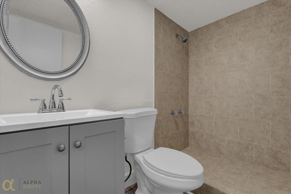 For Rent: $1,950 (3 beds, 2 baths, 1308 Square Feet)