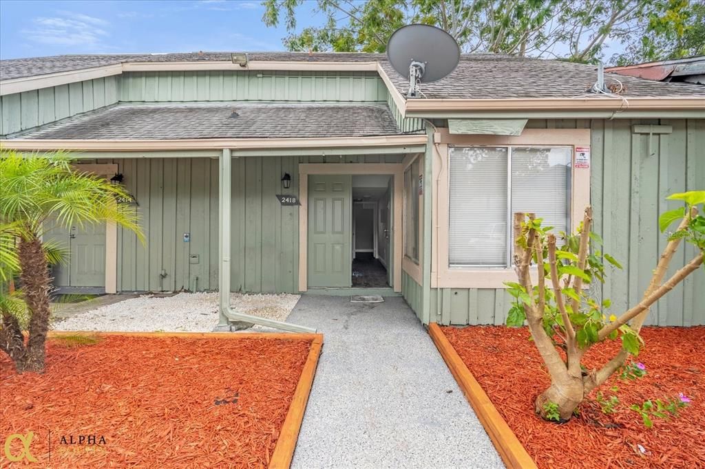 For Rent: $1,950 (3 beds, 2 baths, 1308 Square Feet)