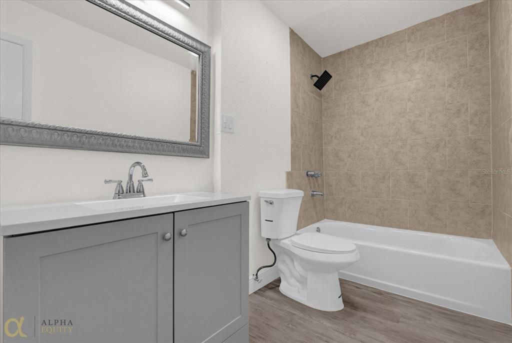 For Rent: $1,950 (3 beds, 2 baths, 1308 Square Feet)