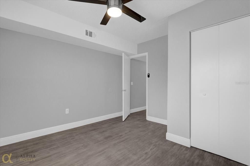 For Rent: $1,950 (3 beds, 2 baths, 1308 Square Feet)