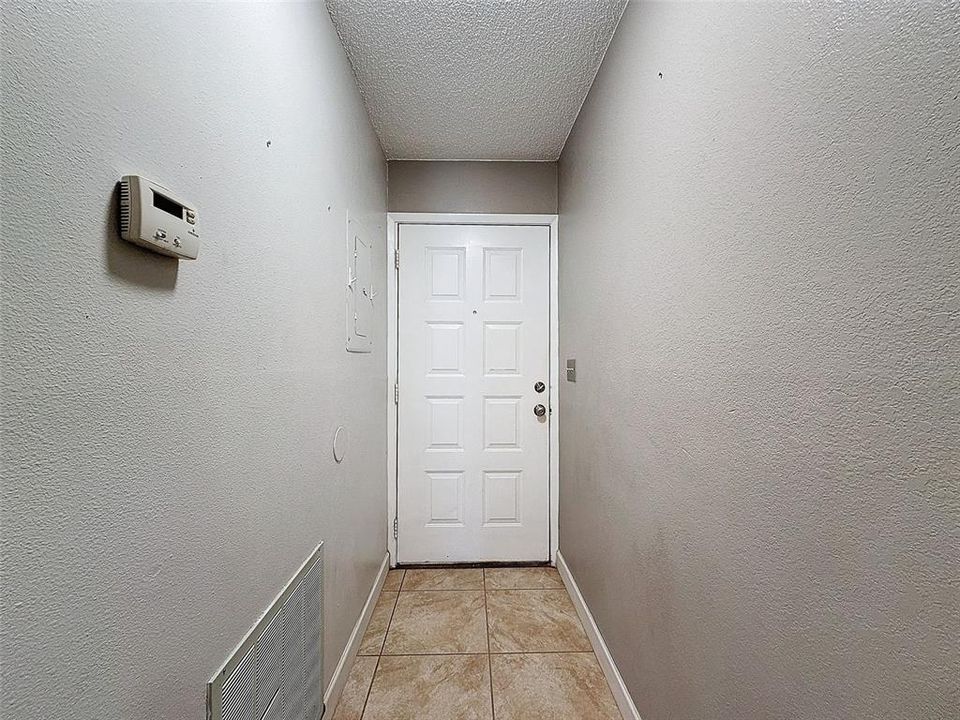 出租: $1,595 (2 贝兹, 2 浴室, 927 平方英尺)