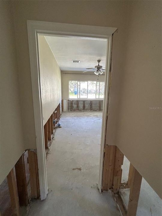 Activo con contrato: $250,000 (3 camas, 2 baños, 1692 Pies cuadrados)