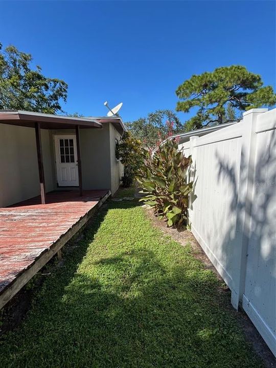 Activo con contrato: $250,000 (3 camas, 2 baños, 1692 Pies cuadrados)