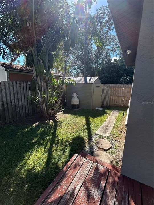 Activo con contrato: $250,000 (3 camas, 2 baños, 1692 Pies cuadrados)