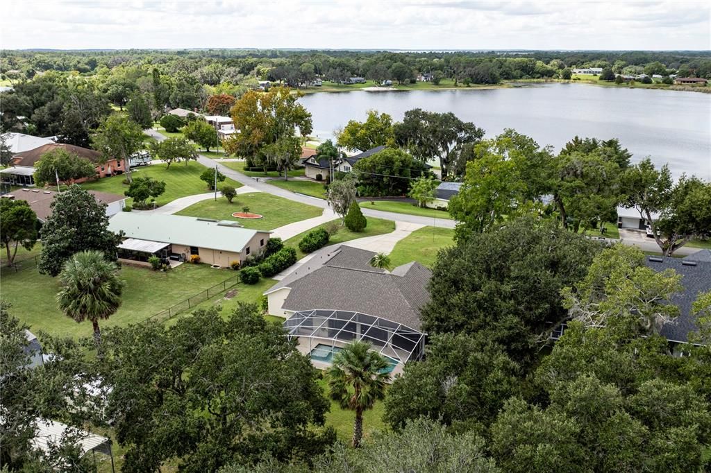 For Sale: $469,000 (4 beds, 2 baths, 1833 Square Feet)