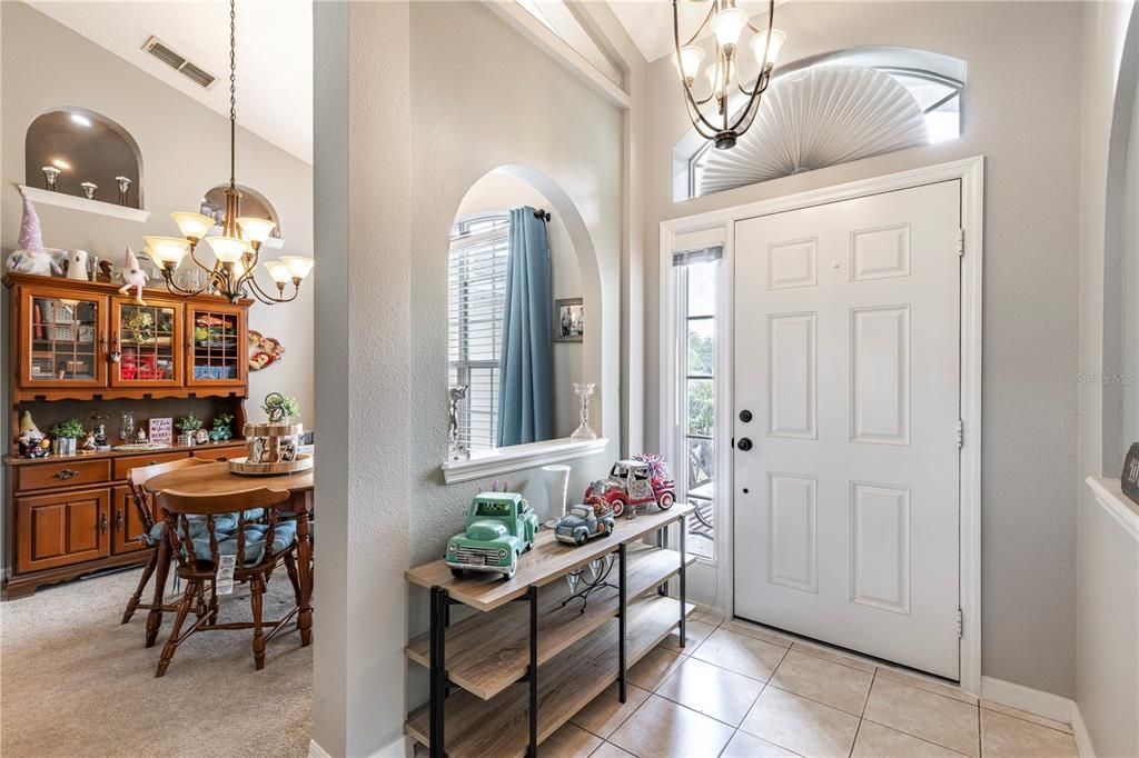 For Sale: $469,000 (4 beds, 2 baths, 1833 Square Feet)