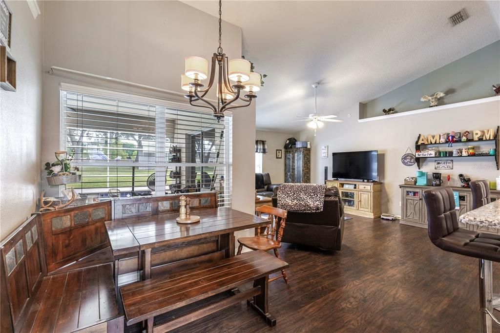 For Sale: $469,000 (4 beds, 2 baths, 1833 Square Feet)