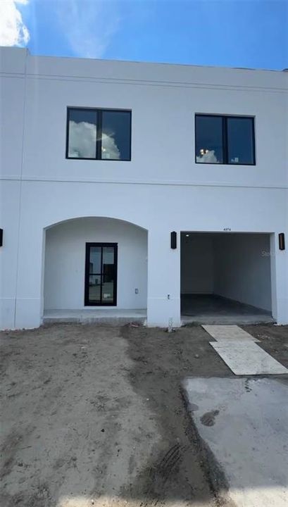 For Sale: $400,000 (3 beds, 2 baths, 1737 Square Feet)