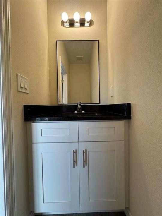 For Sale: $400,000 (3 beds, 2 baths, 1737 Square Feet)