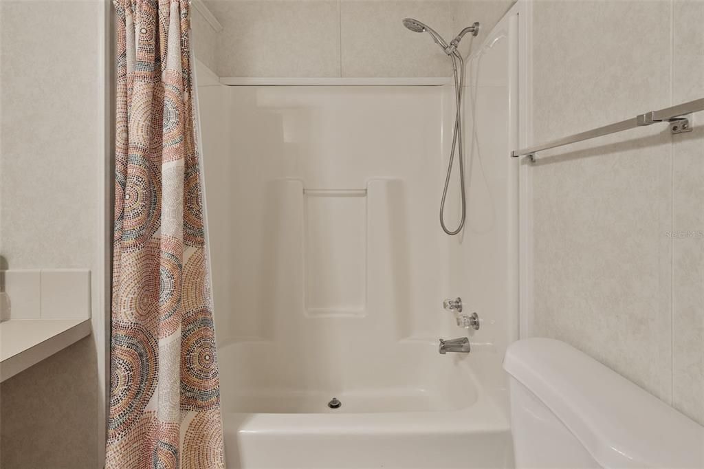 For Sale: $168,000 (2 beds, 2 baths, 1134 Square Feet)