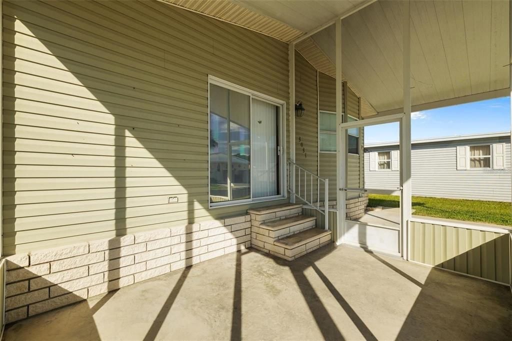 For Sale: $168,000 (2 beds, 2 baths, 1134 Square Feet)