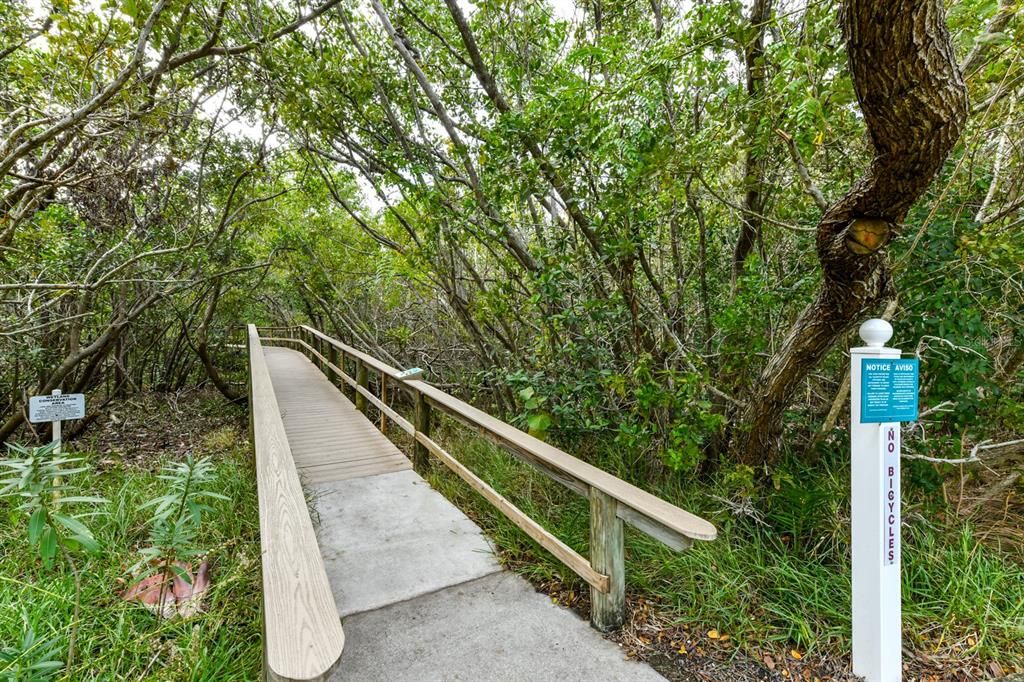 For Sale: $359,900 (3 beds, 2 baths, 1659 Square Feet)