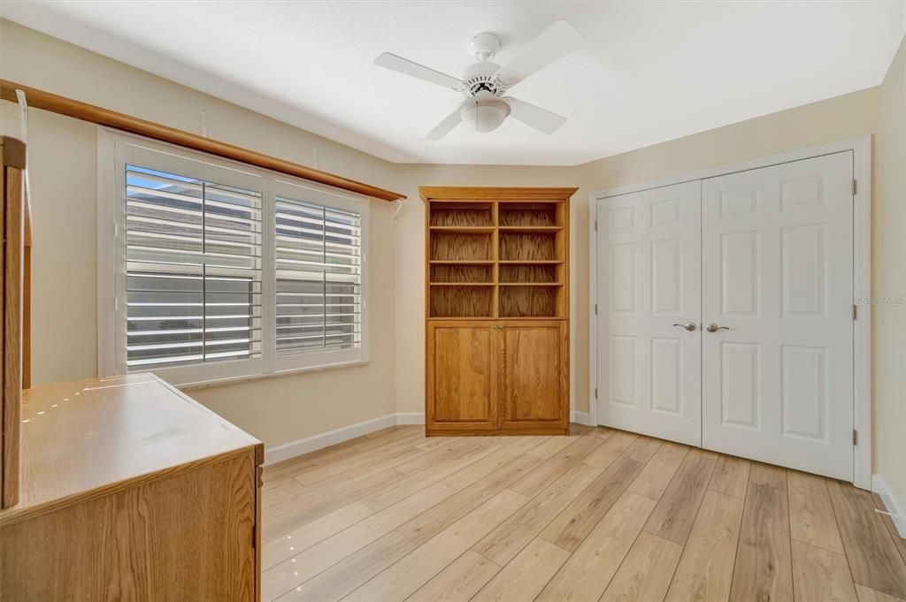 For Sale: $359,900 (3 beds, 2 baths, 1659 Square Feet)