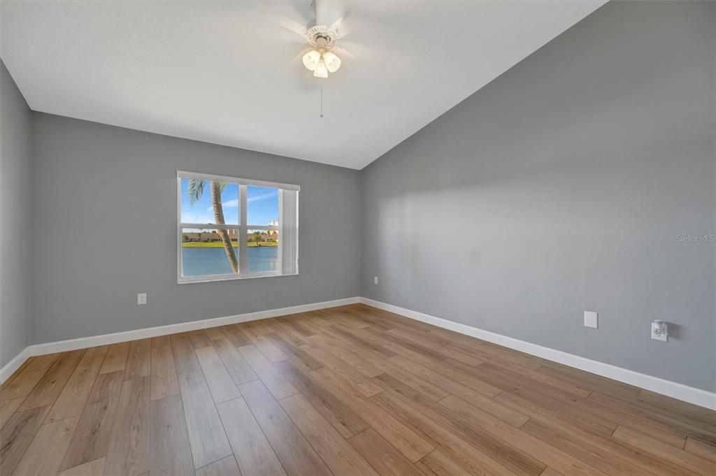 For Sale: $359,900 (3 beds, 2 baths, 1659 Square Feet)