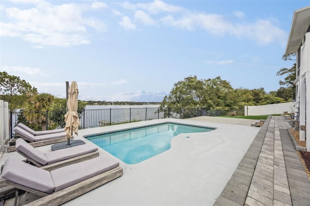 For Sale: $1,534,000 (6 beds, 4 baths, 5148 Square Feet)