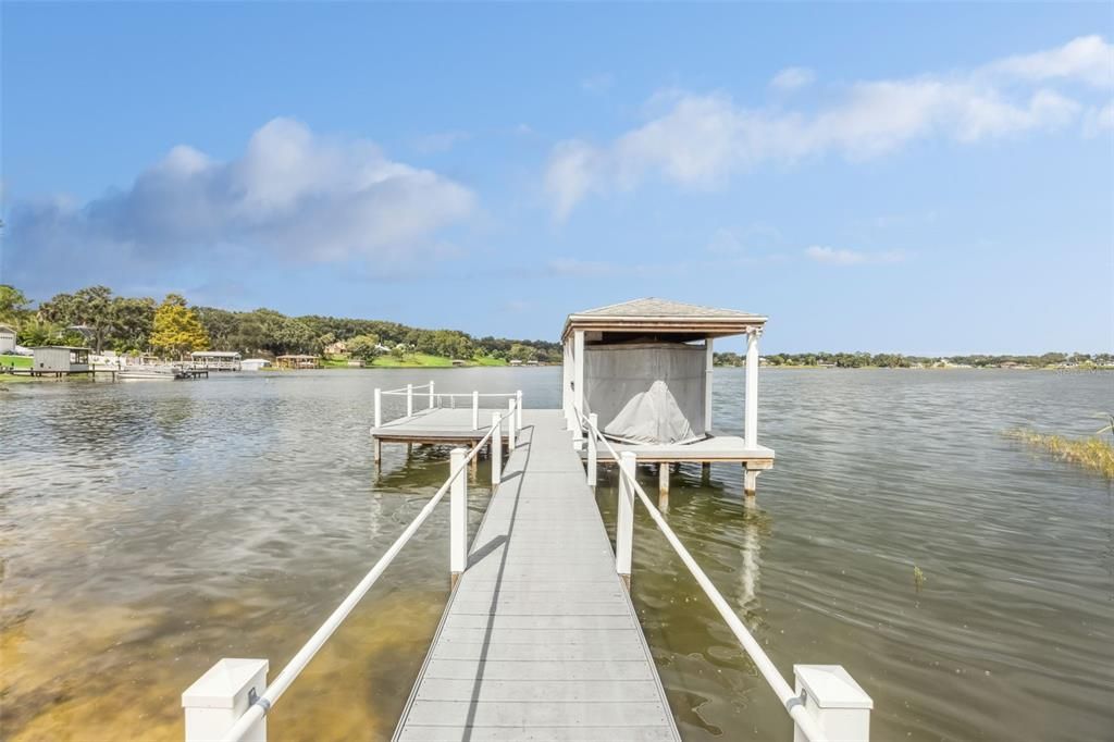 For Sale: $1,534,000 (6 beds, 4 baths, 5148 Square Feet)