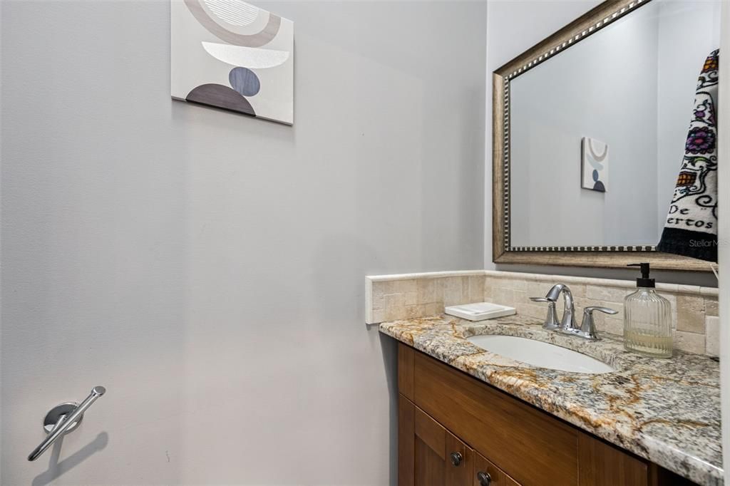 For Sale: $1,534,000 (6 beds, 4 baths, 5148 Square Feet)