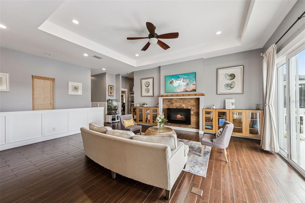 For Sale: $1,534,000 (6 beds, 4 baths, 5148 Square Feet)