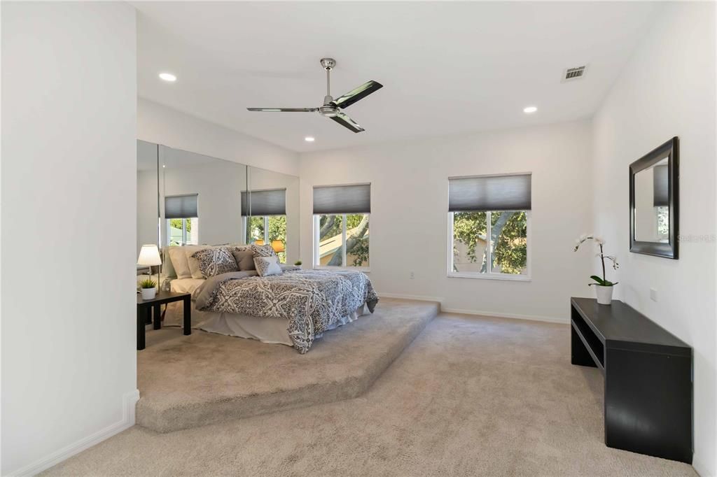 待售: $749,000 (4 贝兹, 3 浴室, 2803 平方英尺)