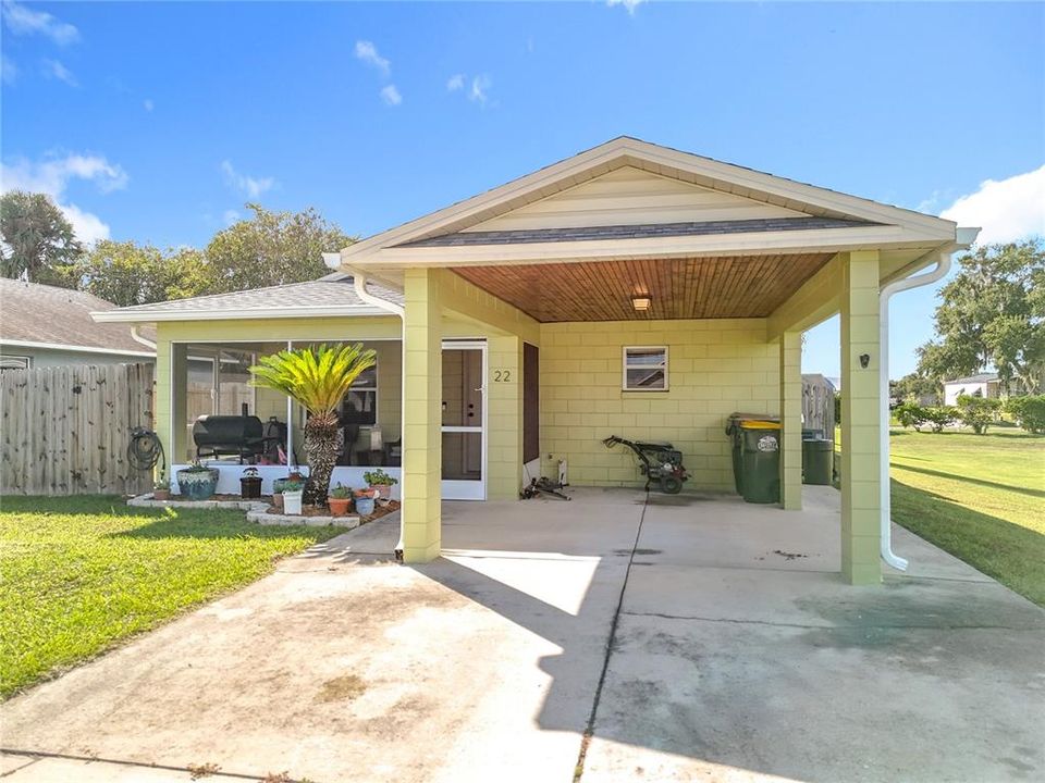 Activo con contrato: $259,000 (2 camas, 2 baños, 1060 Pies cuadrados)