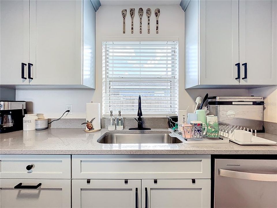 Activo con contrato: $259,000 (2 camas, 2 baños, 1060 Pies cuadrados)