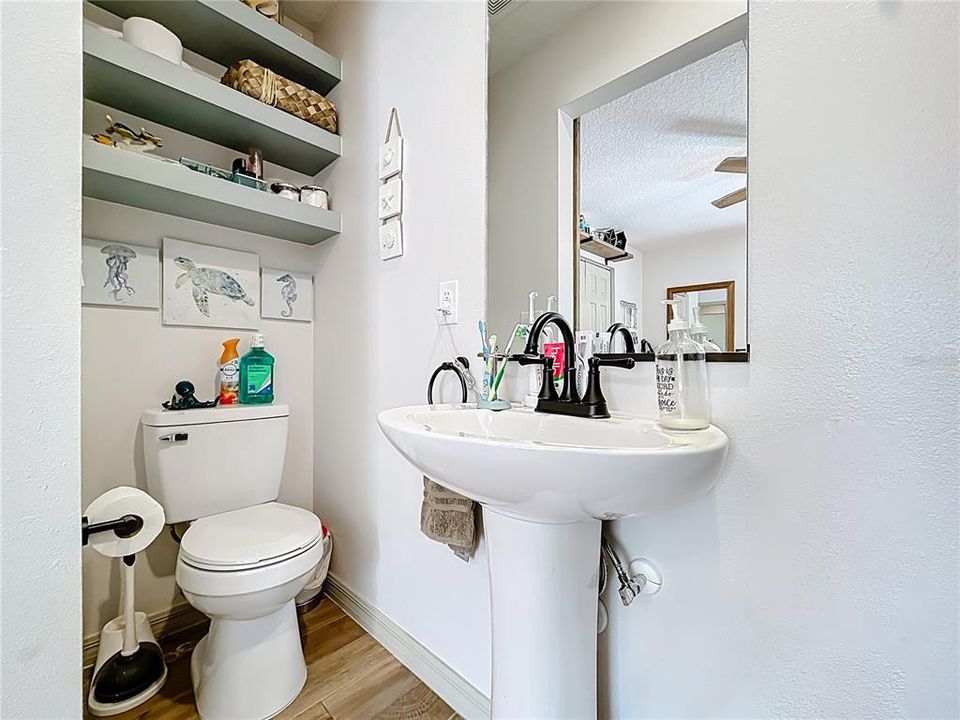 Activo con contrato: $259,000 (2 camas, 2 baños, 1060 Pies cuadrados)