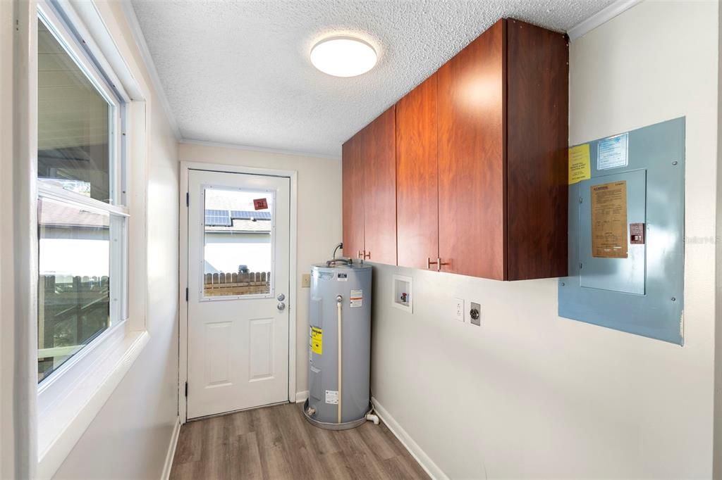 For Sale: $309,900 (3 beds, 2 baths, 1440 Square Feet)