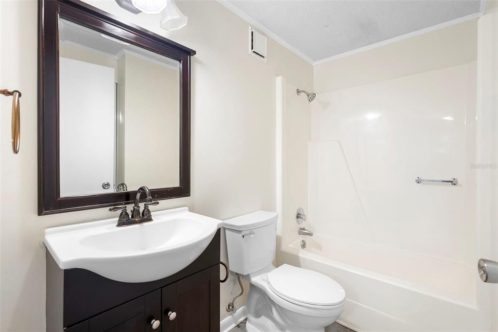 For Sale: $309,900 (3 beds, 2 baths, 1440 Square Feet)