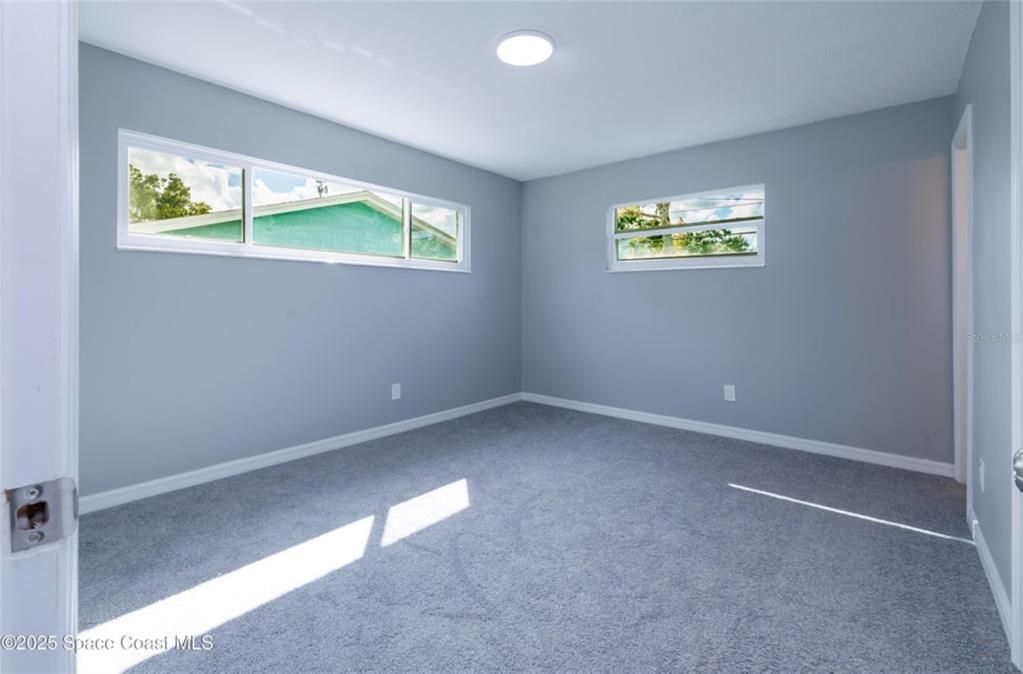 待售: $280,000 (3 贝兹, 2 浴室, 1161 平方英尺)